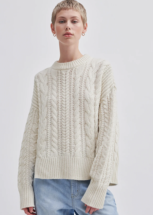 SECOND FEMALE CABLE KNIT